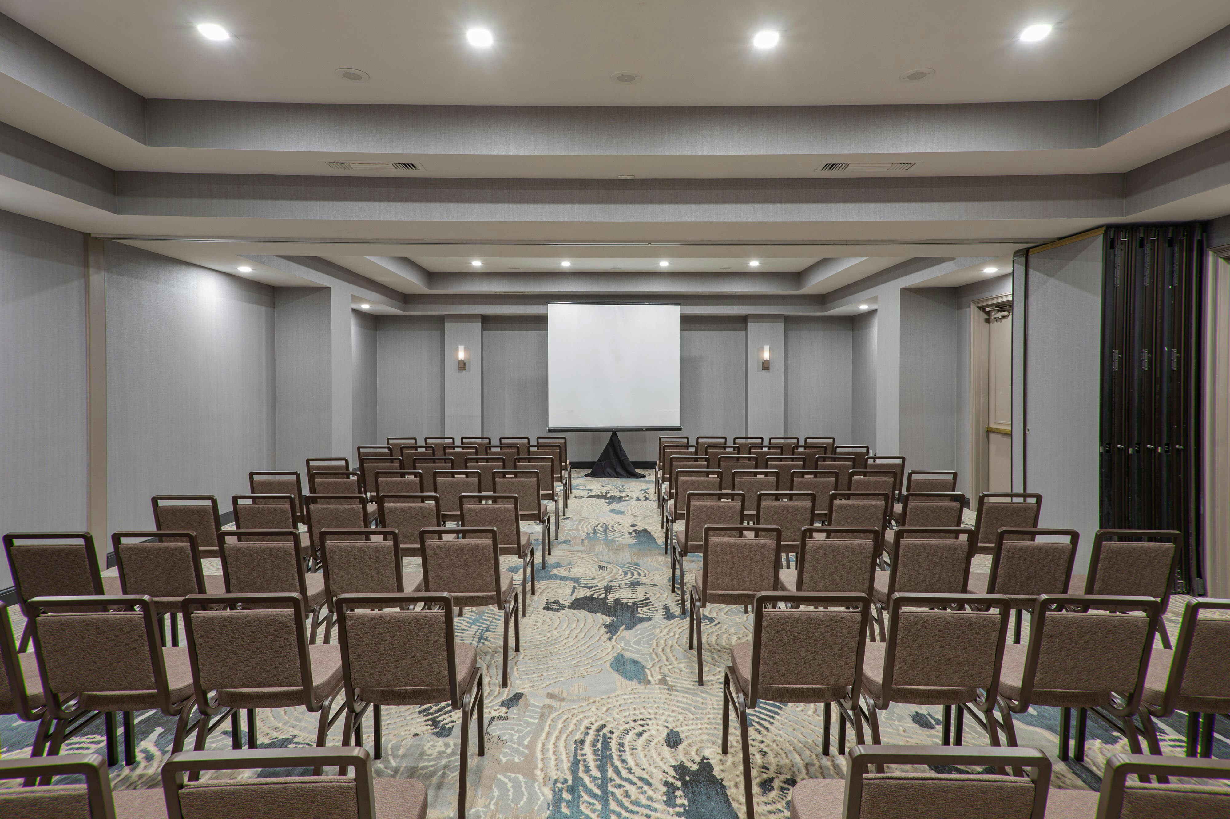 Sheraton Suites Columbus 17/21