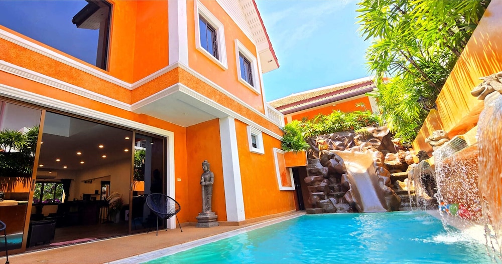 Hide Land Pattaya - Luxurious Tropical Villa 80/97