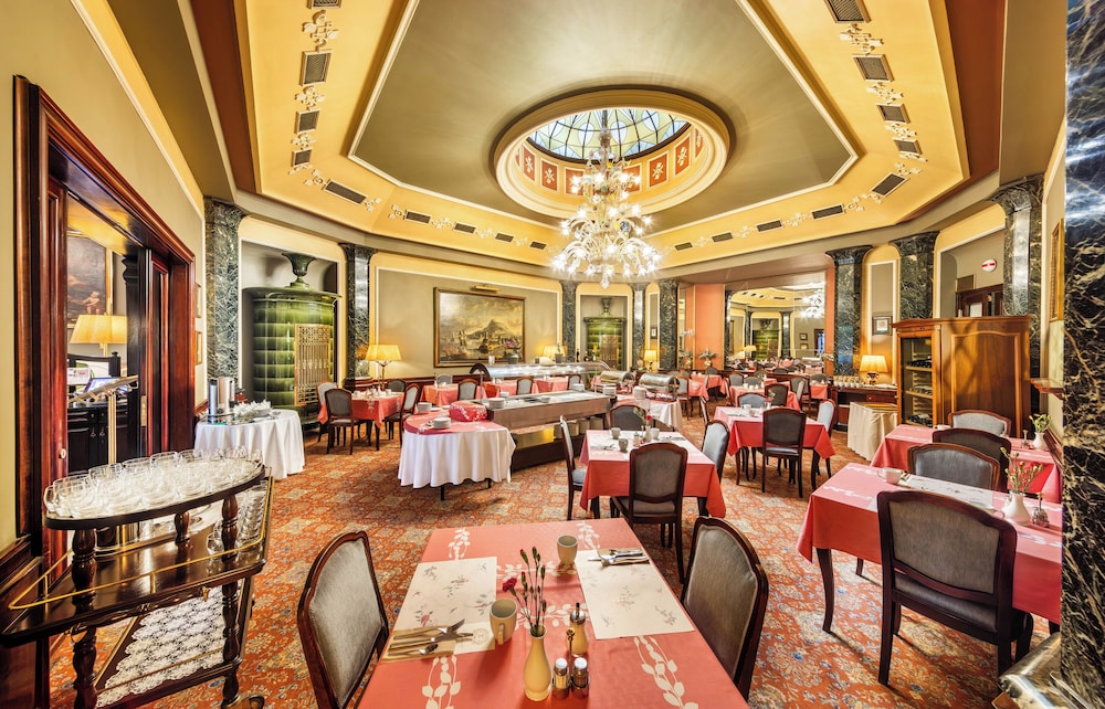 Esplanade Hotel Prague 50/64