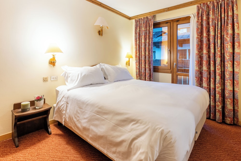 Hotel Alaska Cortina 19/60