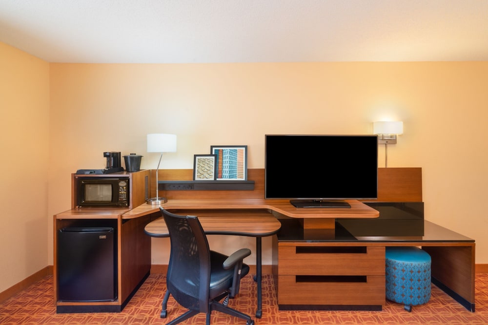 Fairfield Inn Suites Nashville Smyrna 43/50