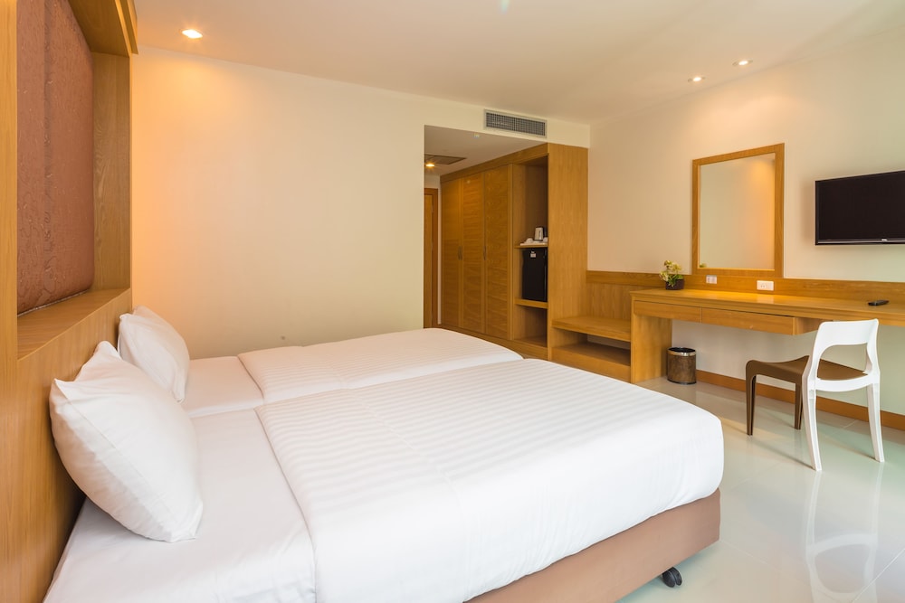 Sungthong Kamala Beach Resort 15/41