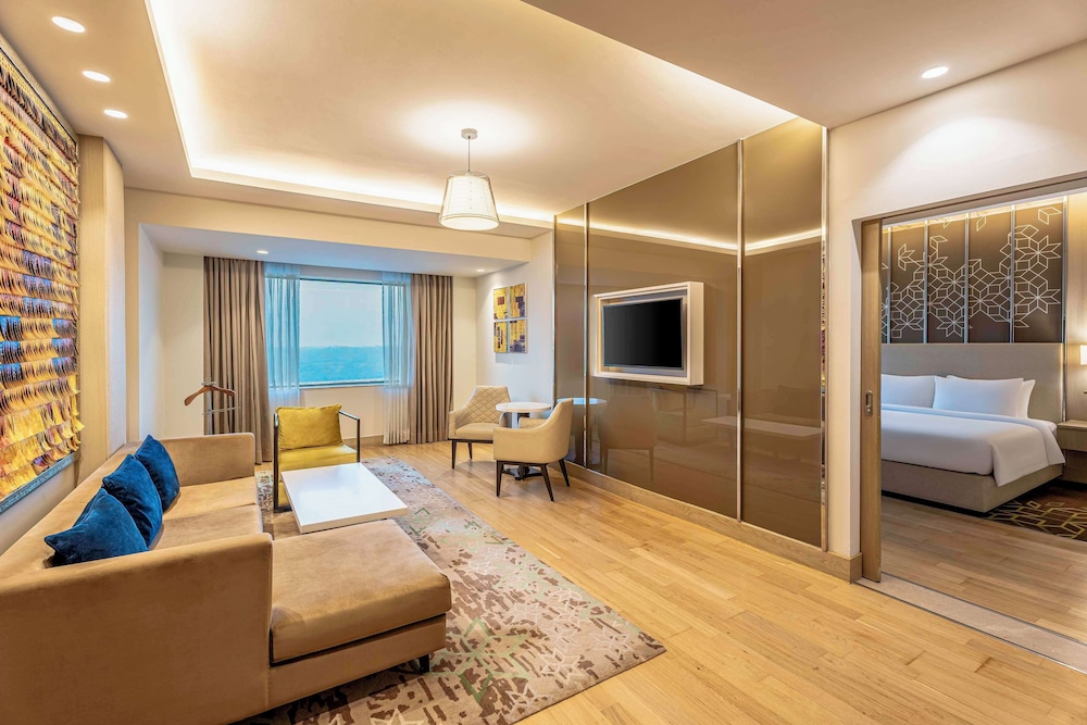 Radisson Gurugram Udyog Vihar 29/48