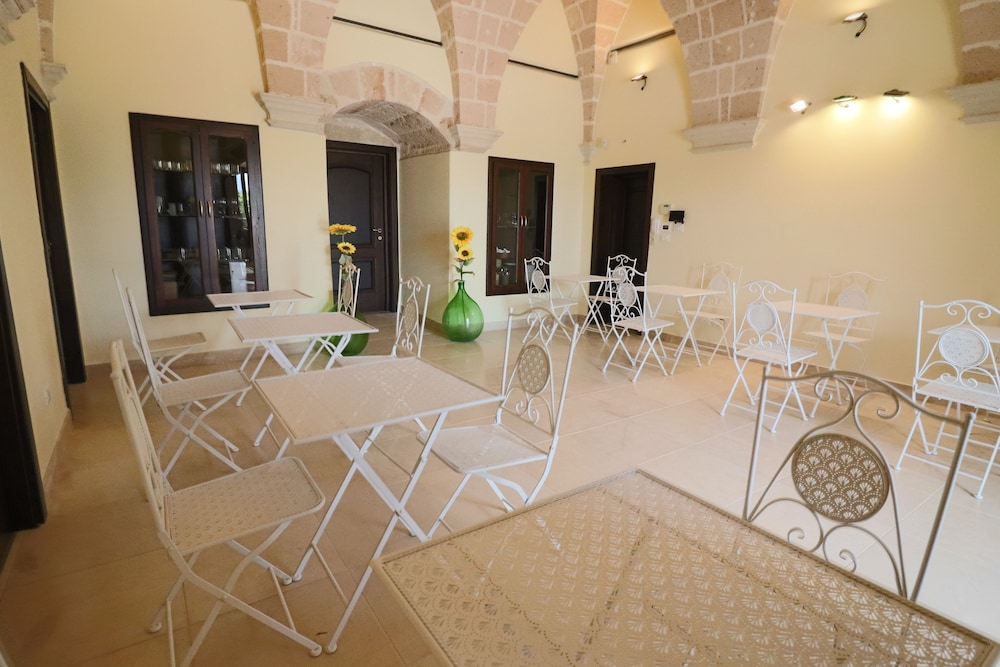 Tenuta Gli Agrumi Del Salento 32/50