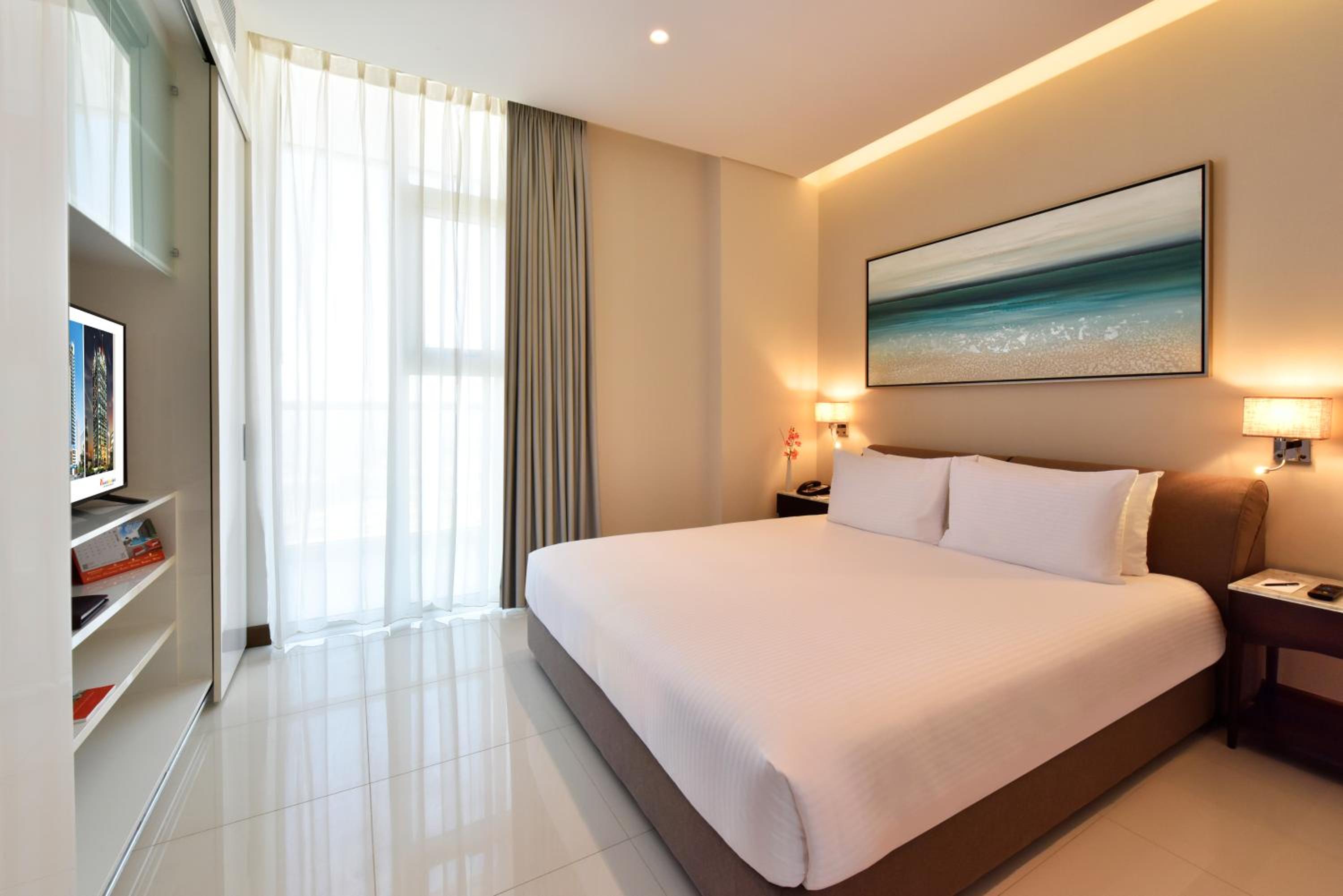 Sky, Penthouse, King Bed, Private Pool