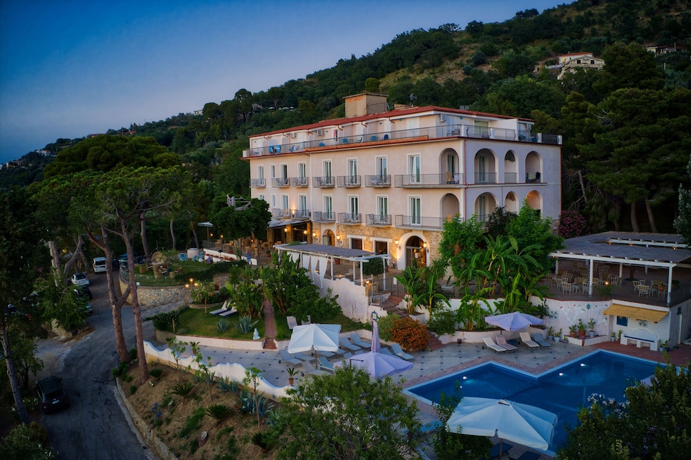 Garden Riviera in CASTELLABATE