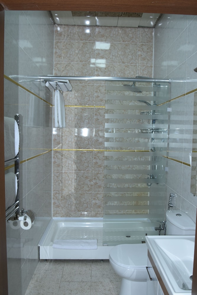Nakhchivan Palace Hotel 24/25
