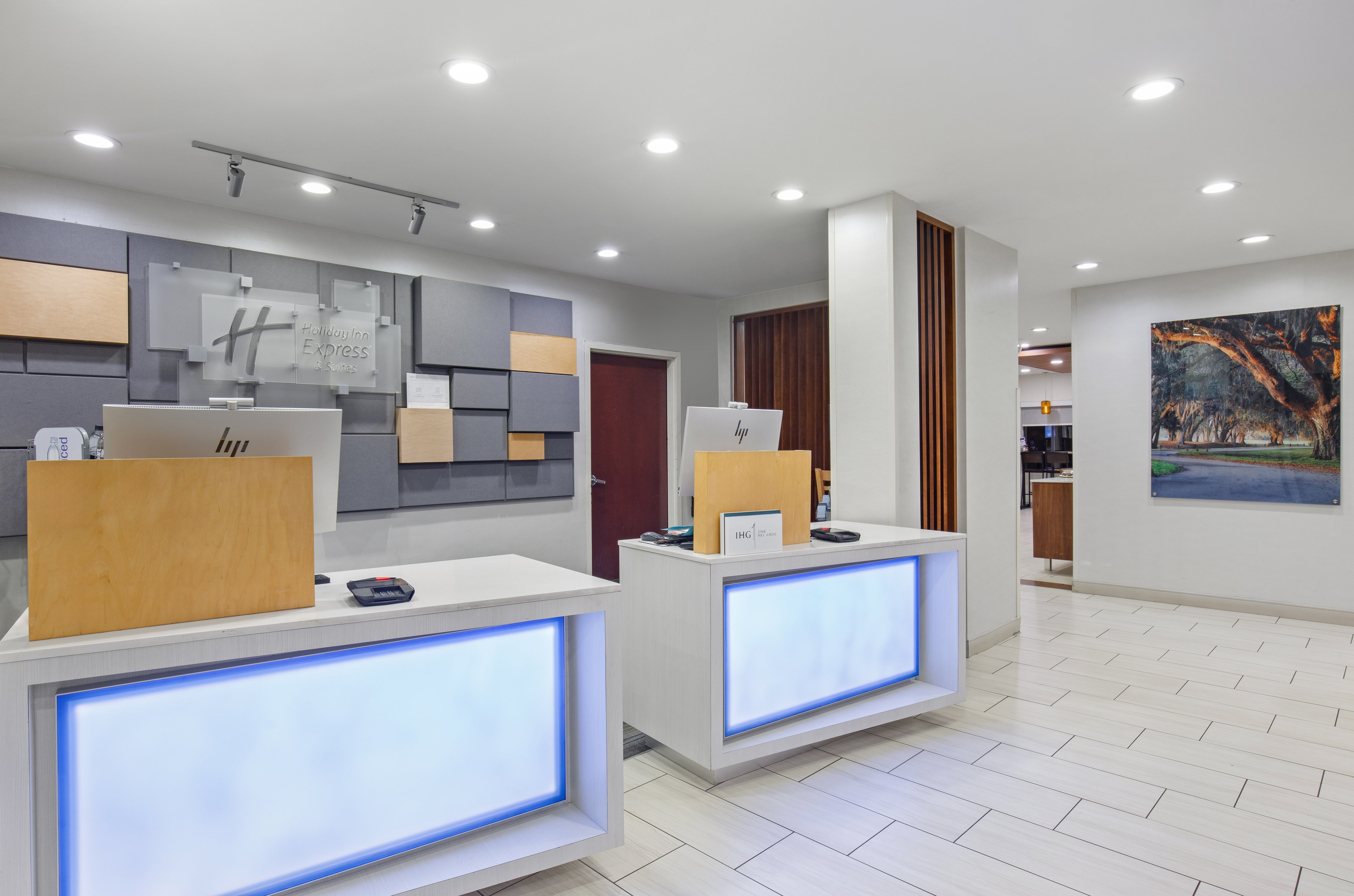 Holiday Inn Express And Suites Locust Grove 3/30