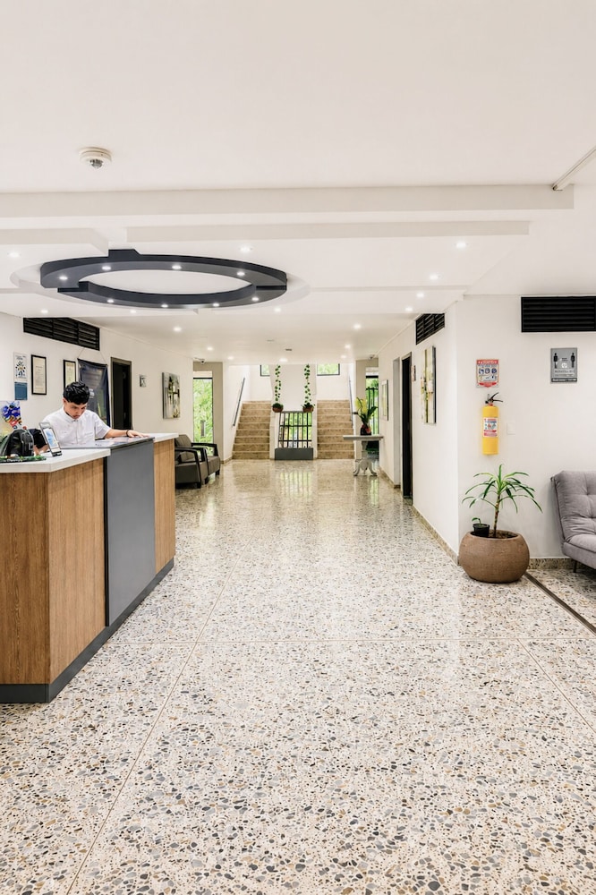 Ofix Hotel 10/50
