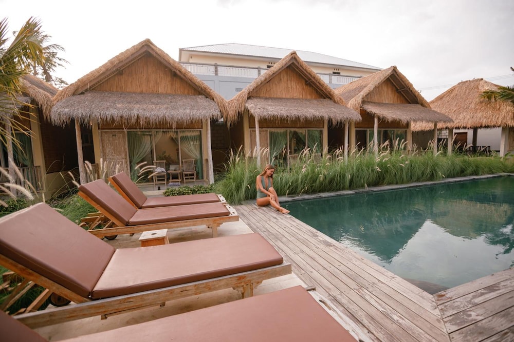 Nusa Majesty Bungalow 25/30
