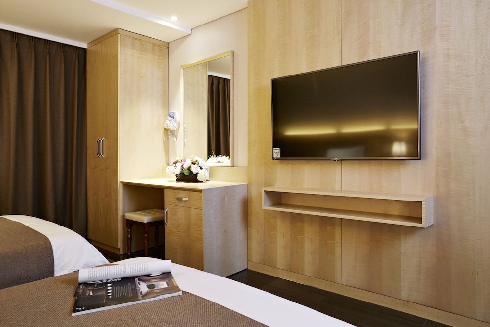 Ibis Styles Ambassador Jeonju City Centre 38/63
