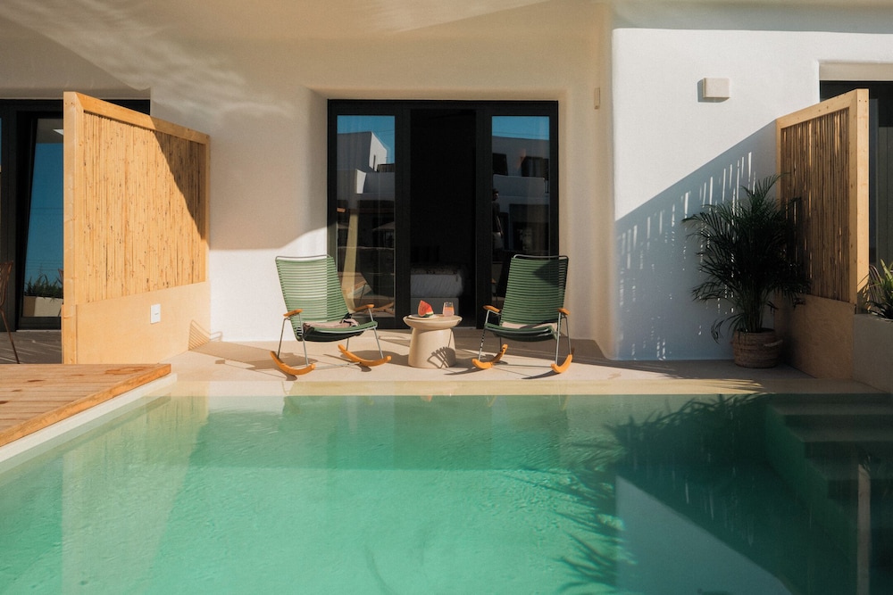Koukoumi Vegan Boutique Hotel 24/49