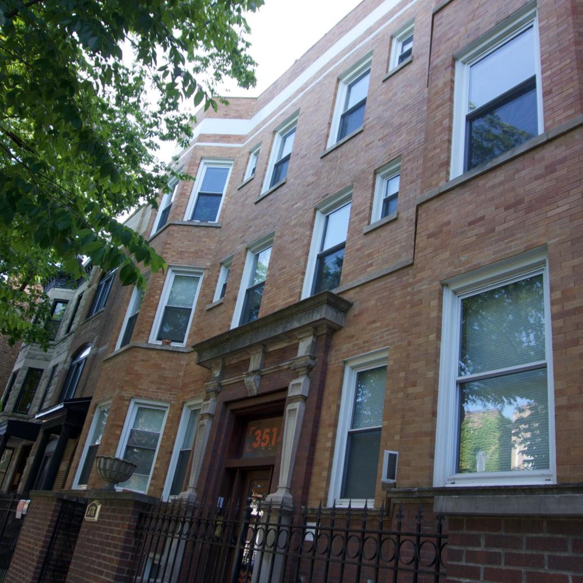 Wrigley Hostel - Adults Only 5/48