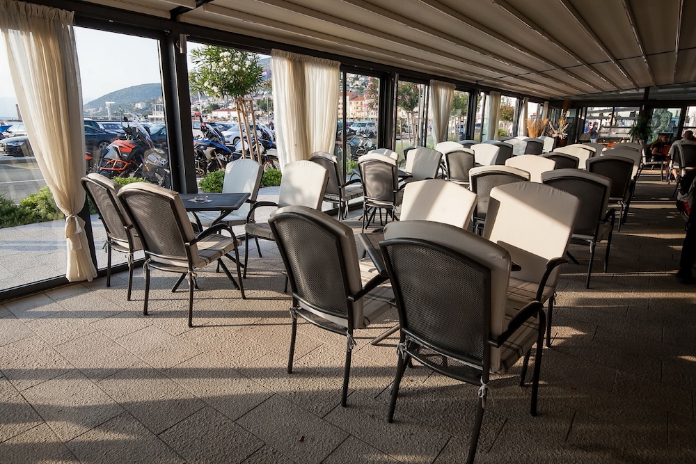 Bura 45 Boutique Hotel 47/58