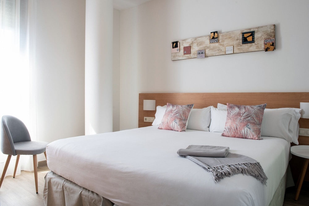Aura Park Aparthotel 20/69