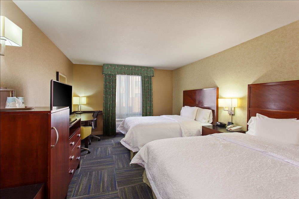 Hampton Inn Suites Merced 9/28