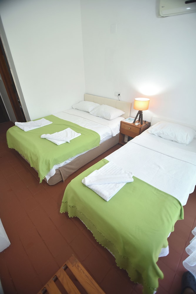 Caretta Caretta Hotel 16/41