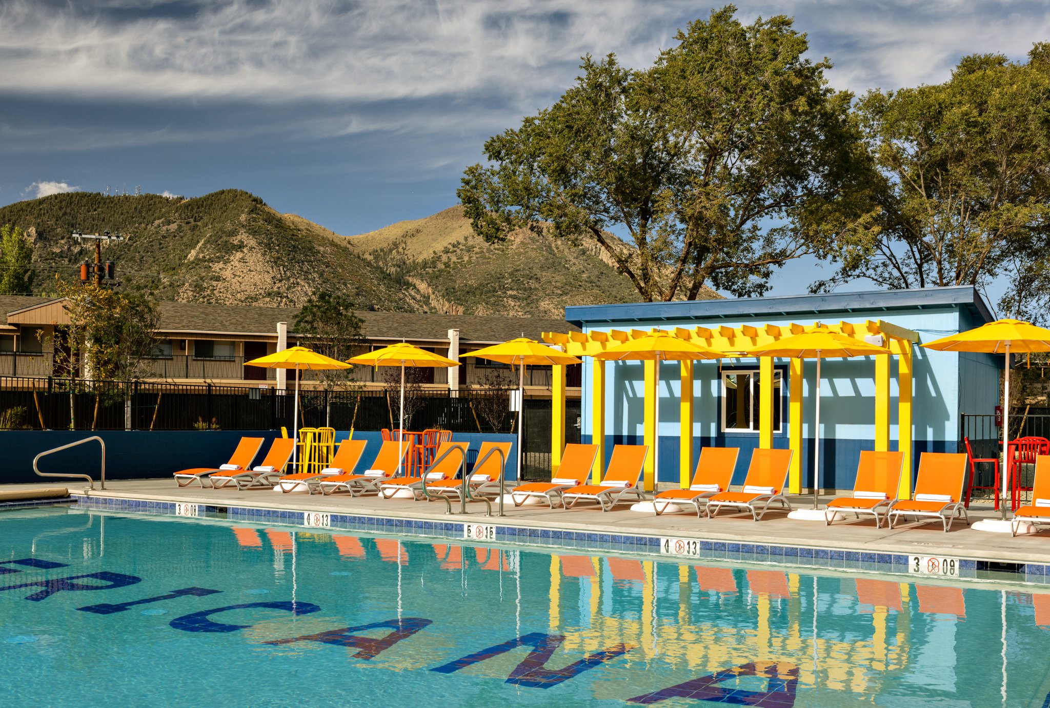 Americana Motor Hotel 28/31