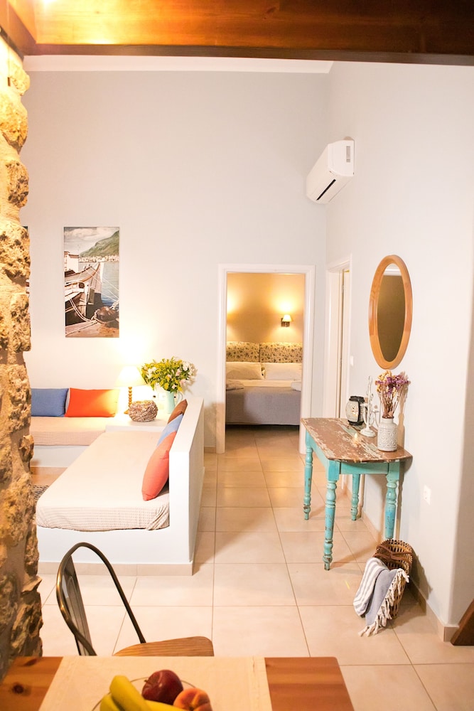 Petra Boutique Homes 17/50