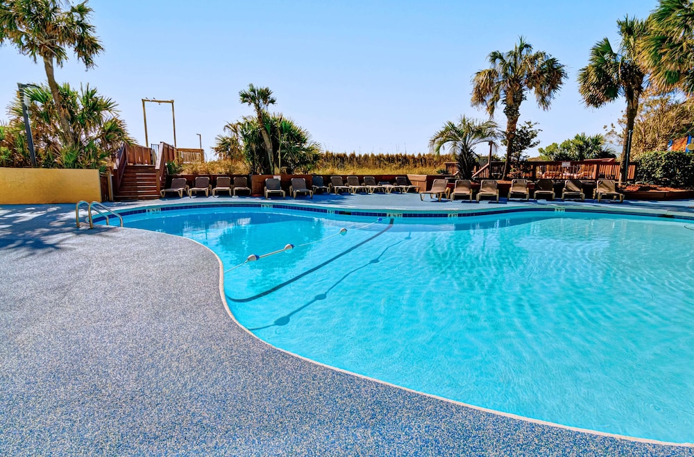 Beach Cove Resort 44/75