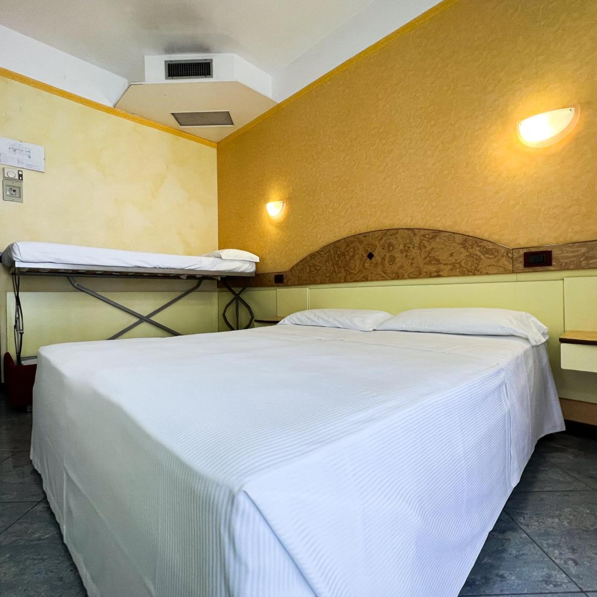 Hotel Soleblu 16/100