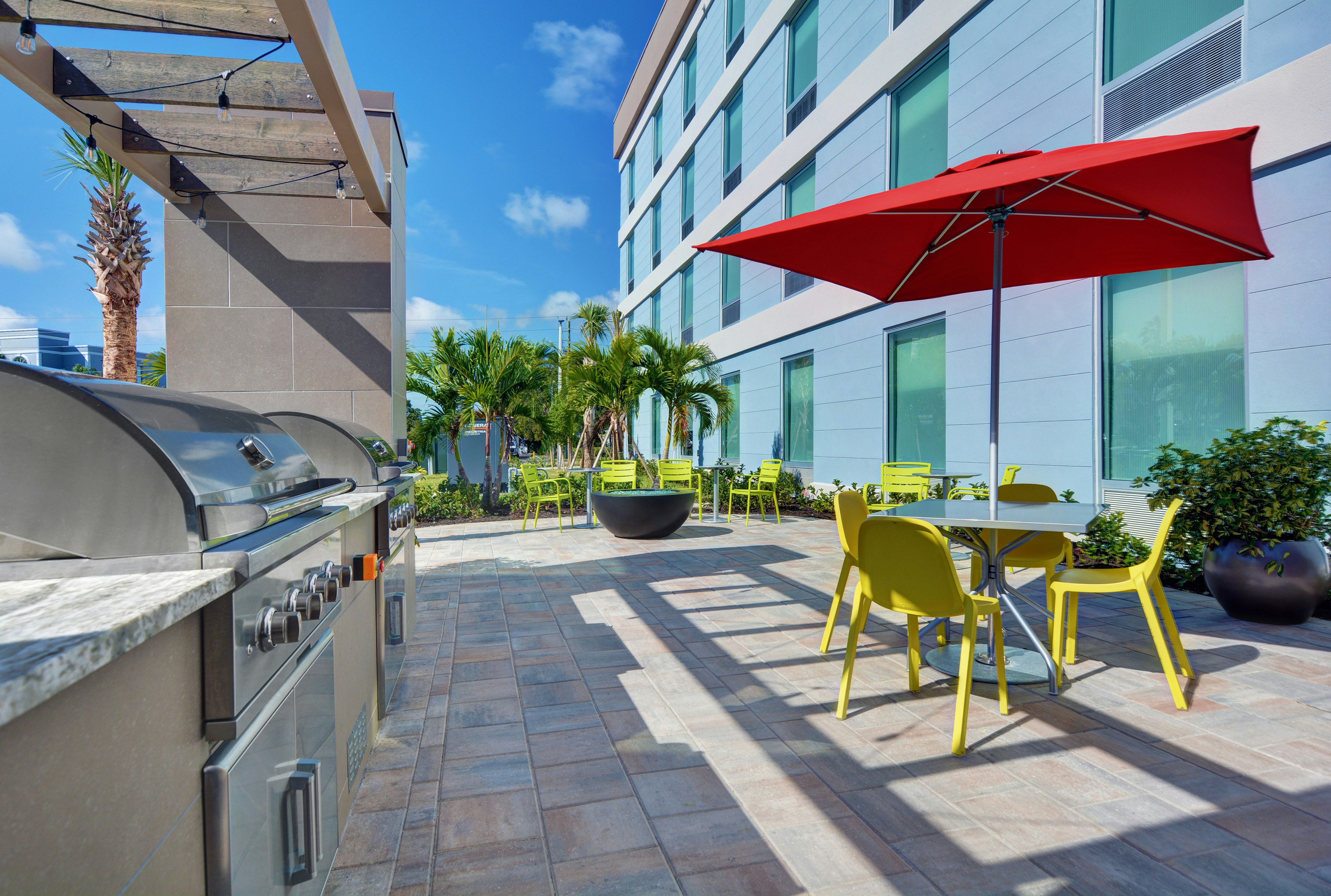 Home2 Suites by Hilton Fort Myers Colonial Blvd 25/29