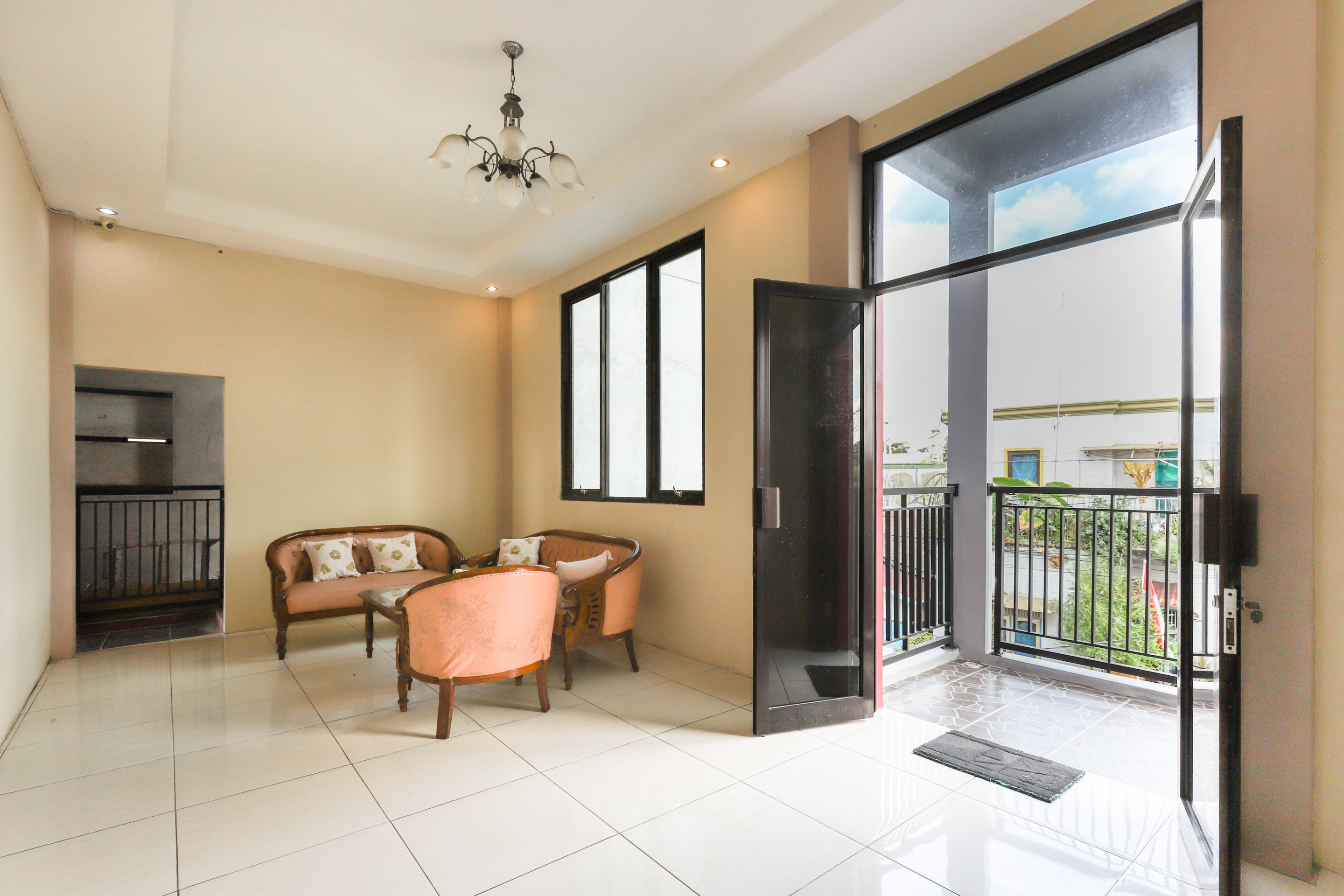 OYO 3802 Wisma Cahaya Abadi 24/31