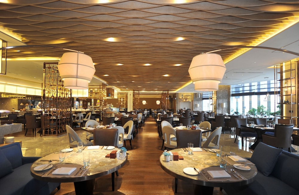 Kande International Hotel 38/50