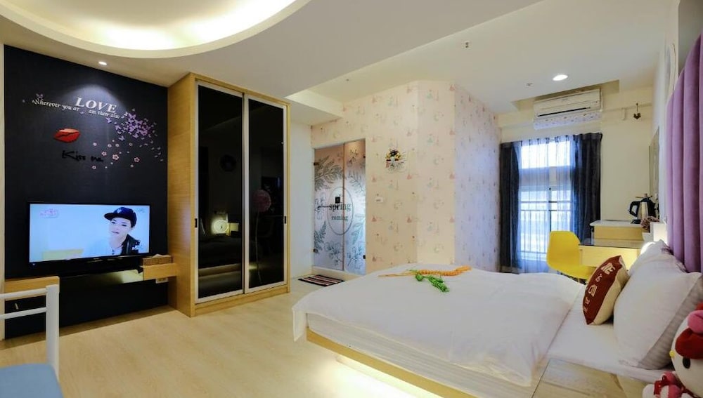 85 Asia Hotel 9/69