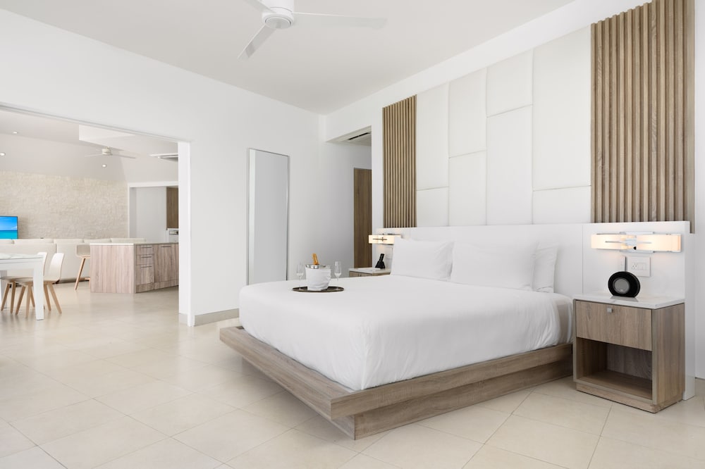 Penthouse, Suite, 3 King Beds, Ocean Front