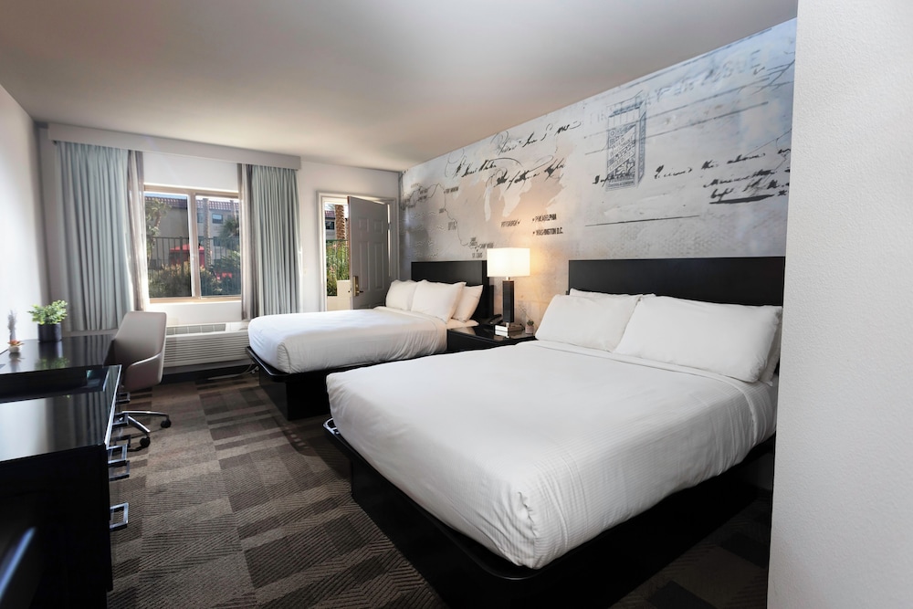 Silver Sevens Hotel and Casino, a Wyndham Garden 17/50