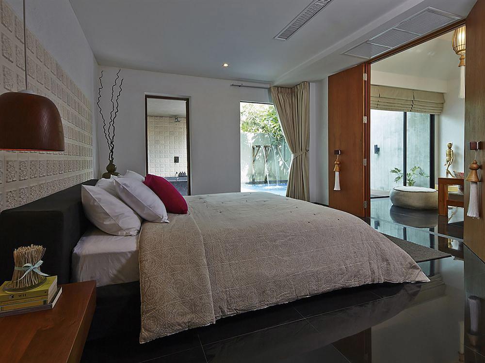 Pool, Romance, Suite