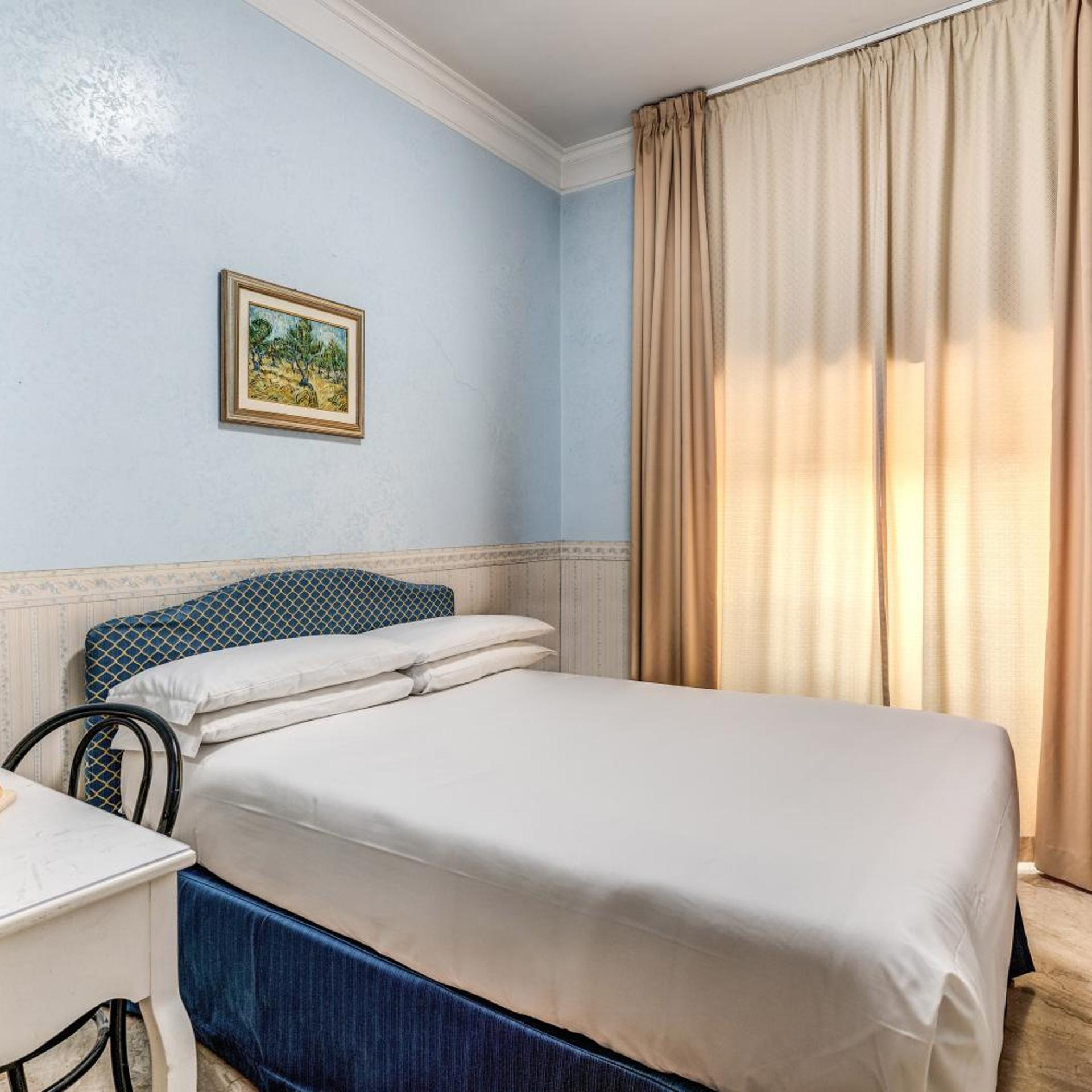Double Room Economy