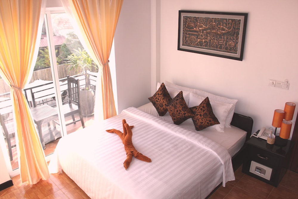 Golden Orchid Angkor 51/61