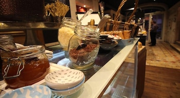 Salons Cortina 19/37
