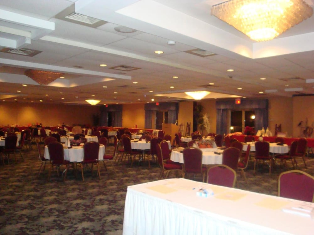 Americourt Extended Stays 26/38