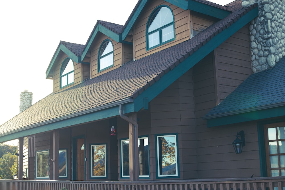 Tucker Peak Lodge 1/64