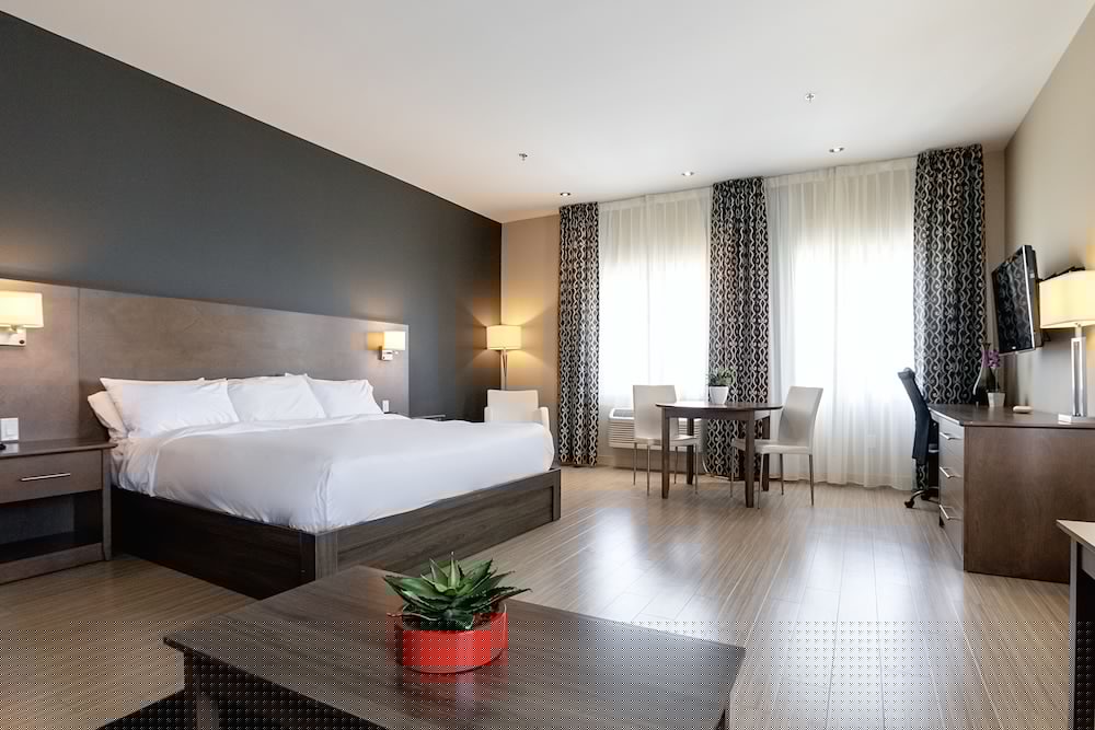 IMPERIA HOTEL & SUITES TERREBONNE 19/60