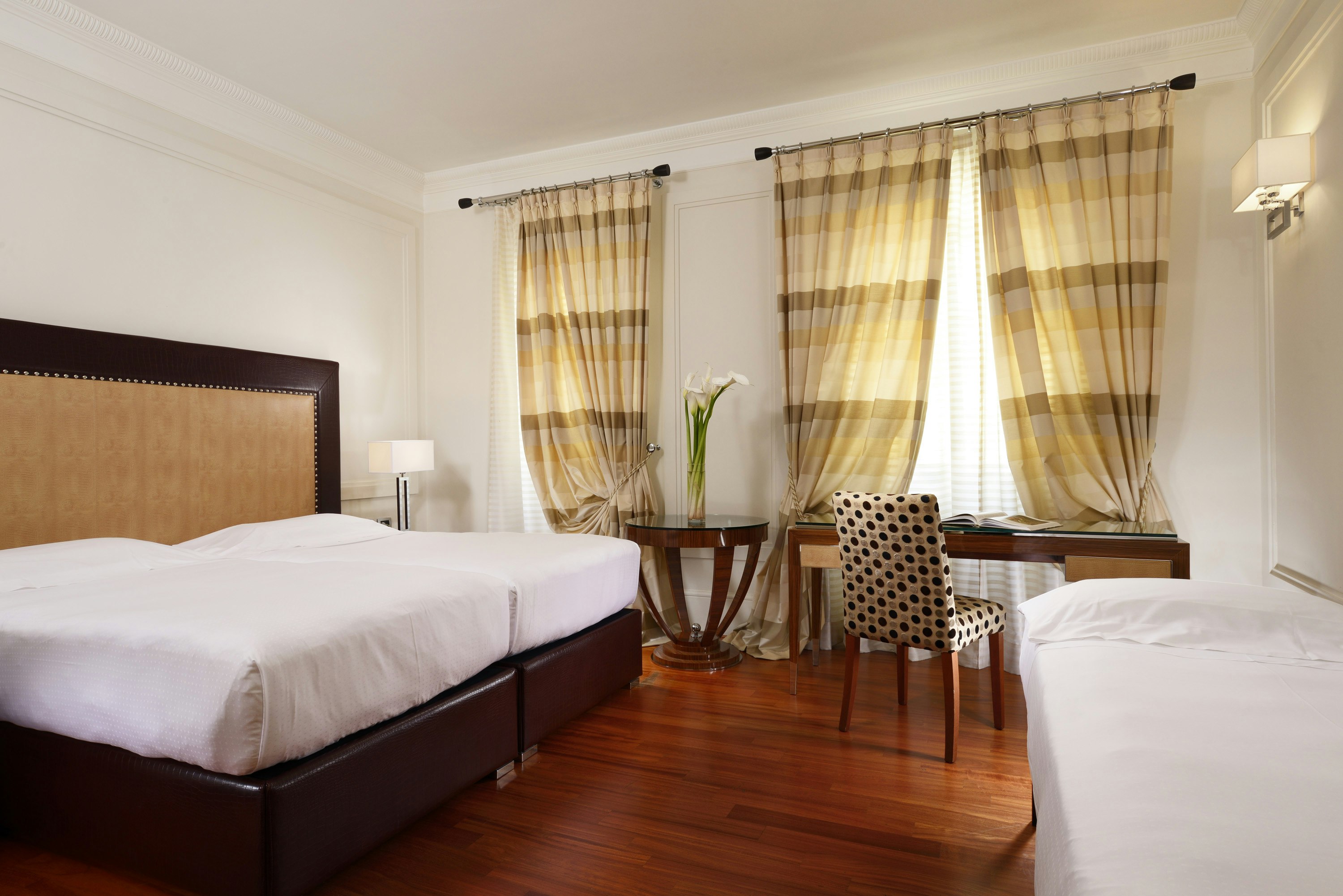 SUPERIOR, TWIN BEDS