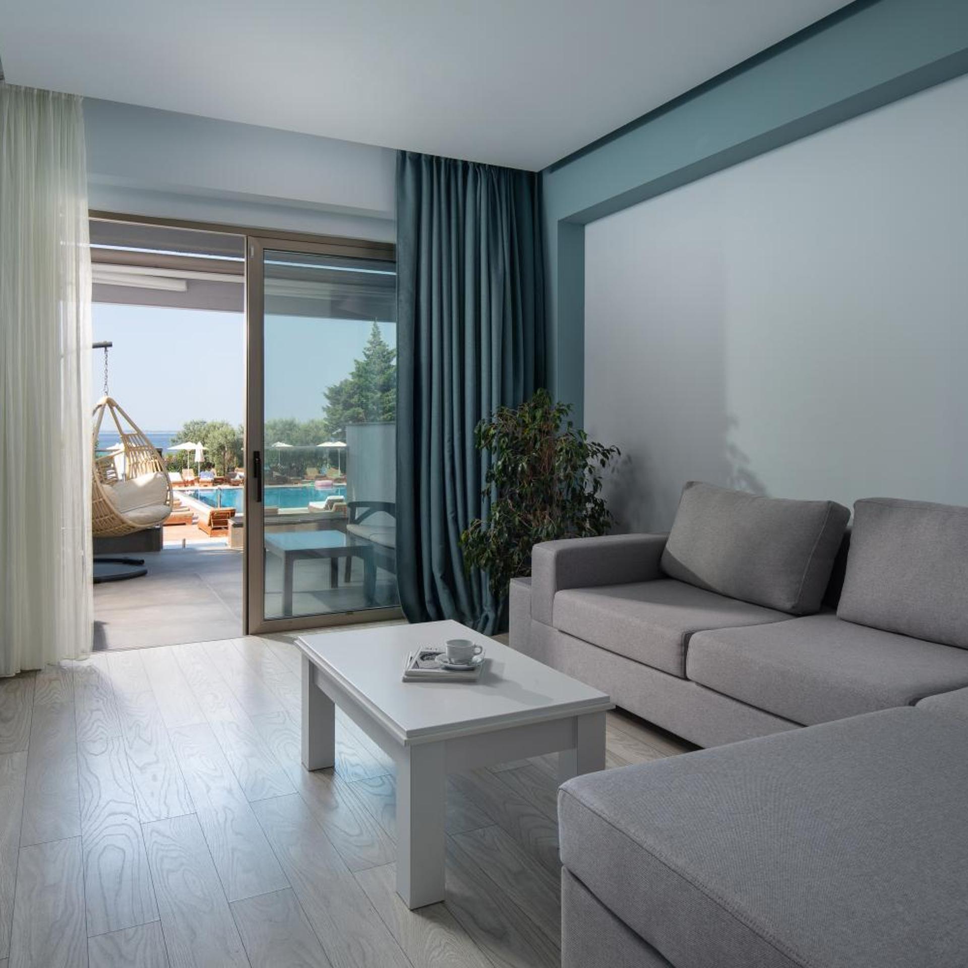 Sea Coast Resort 44/63