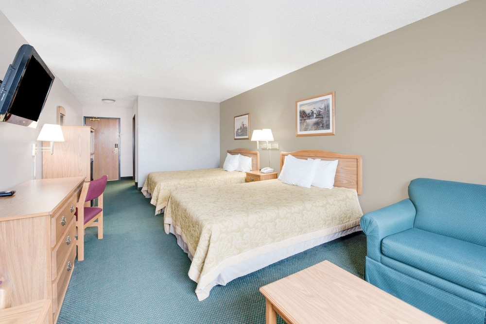 Super 8 By Wyndham Sisseton 7/12