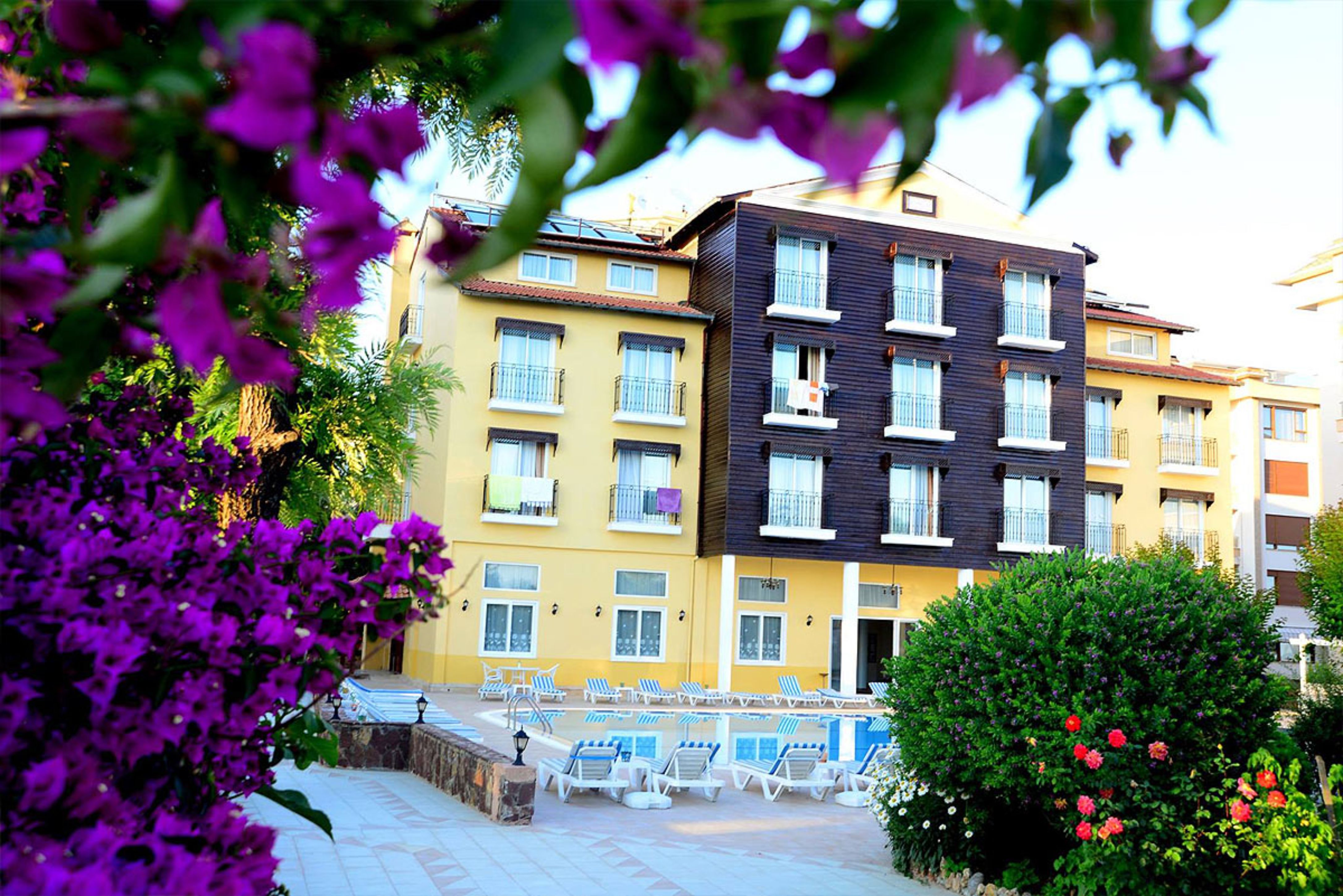 Sevki Bey Hotel 3/50