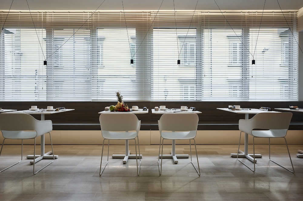 Glance Hotel In Florence 60/70