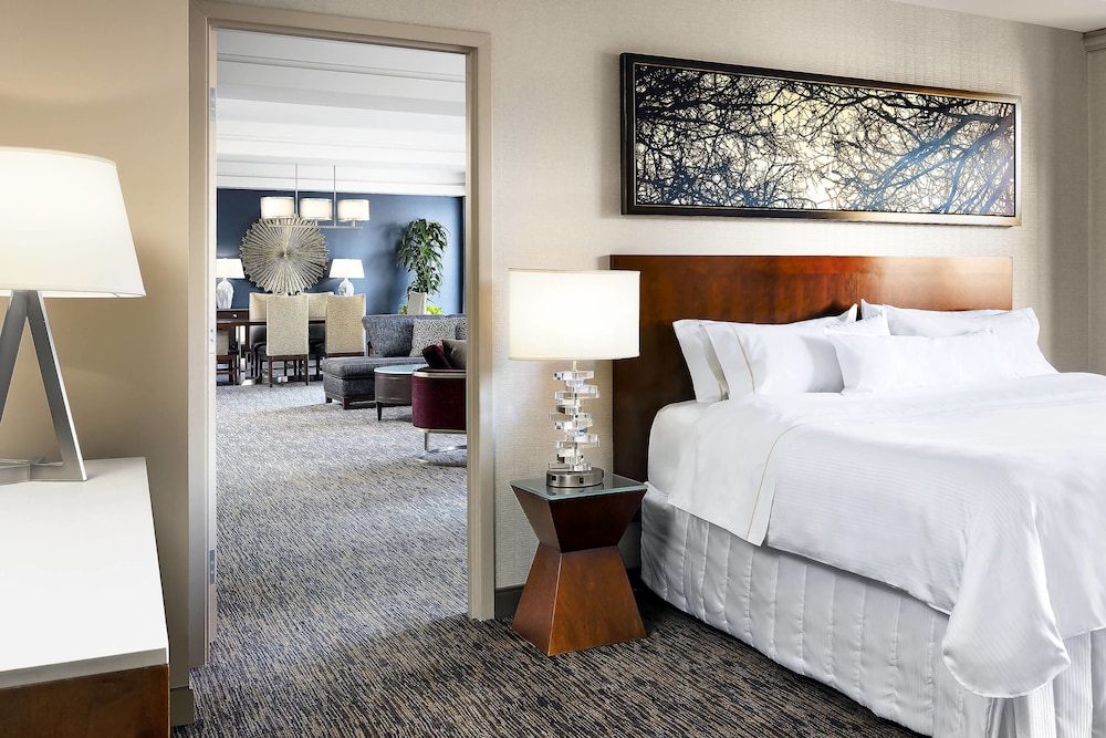 The Westin Cincinnati 5/52