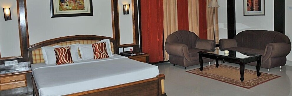 Hotel Rudra Continental 16/47