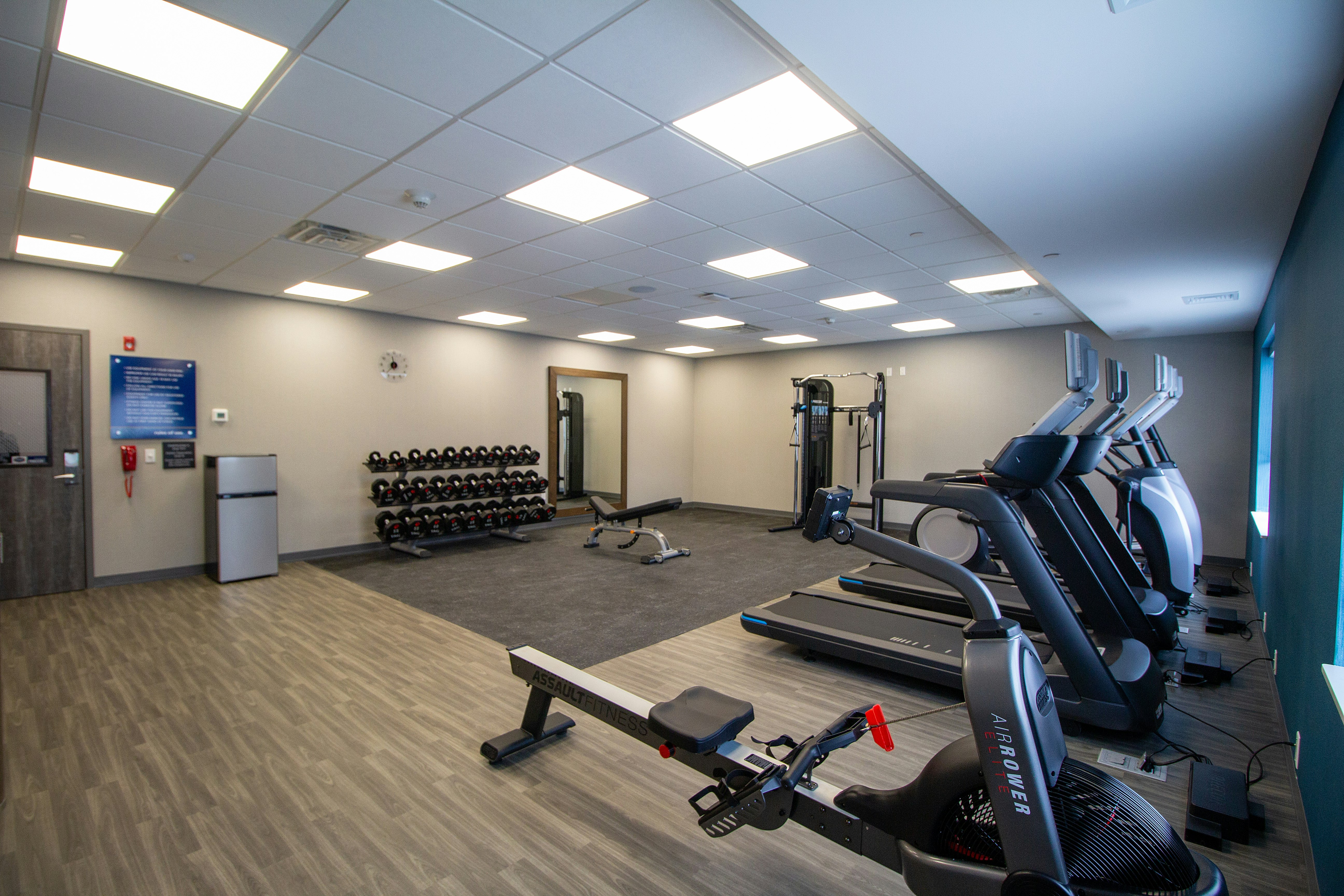 Hampton Inn Suites North Attleboro 14/34