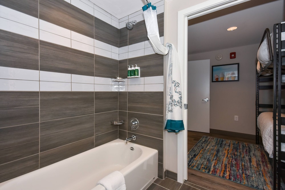 Residence Inn Myrtle Beach Oceanfront 15/44