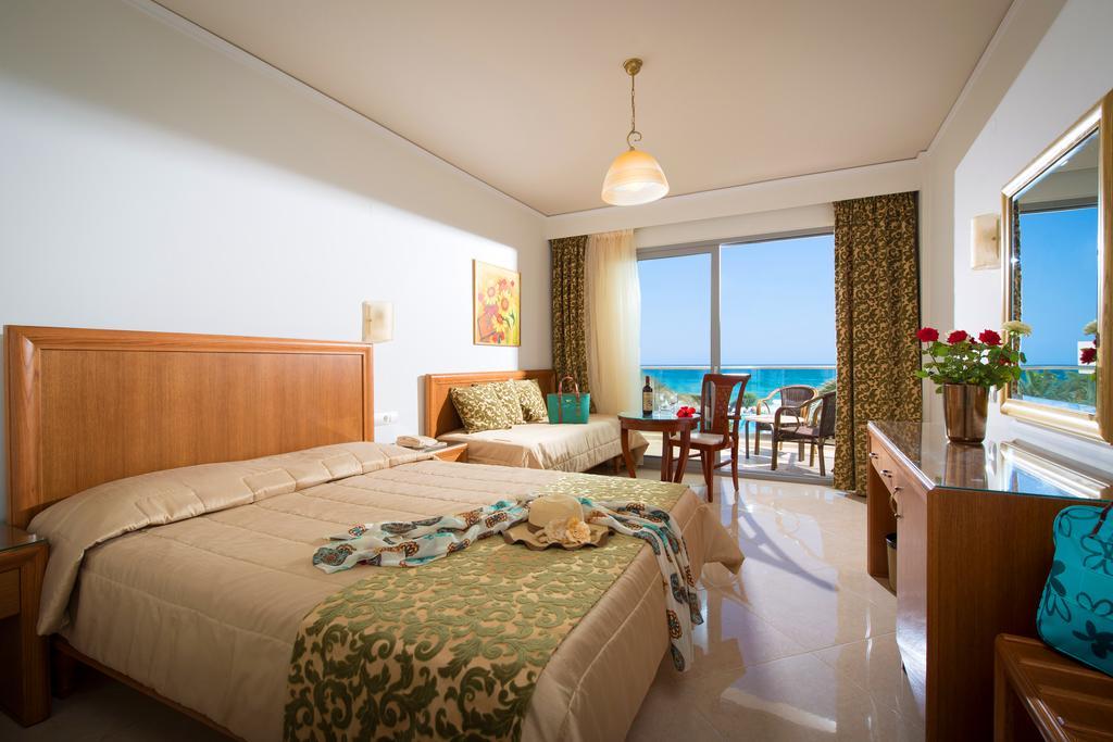 Ariadne Beach 14/48
