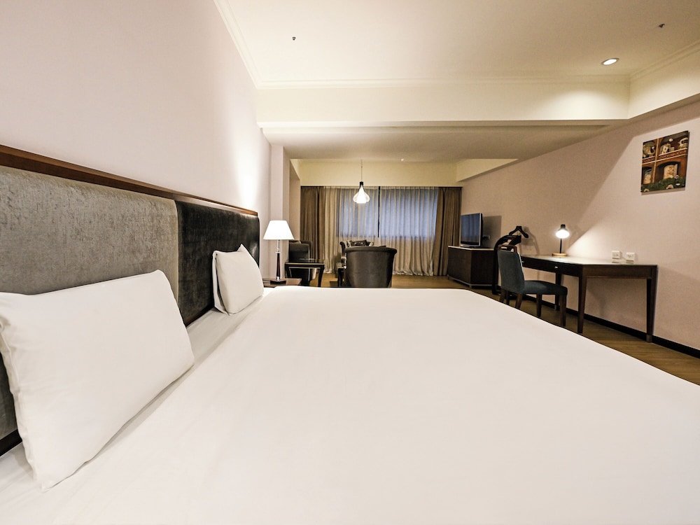 جناح سوبيريور بسرير كوين، CHECK inn Taipei Neihu 5/10