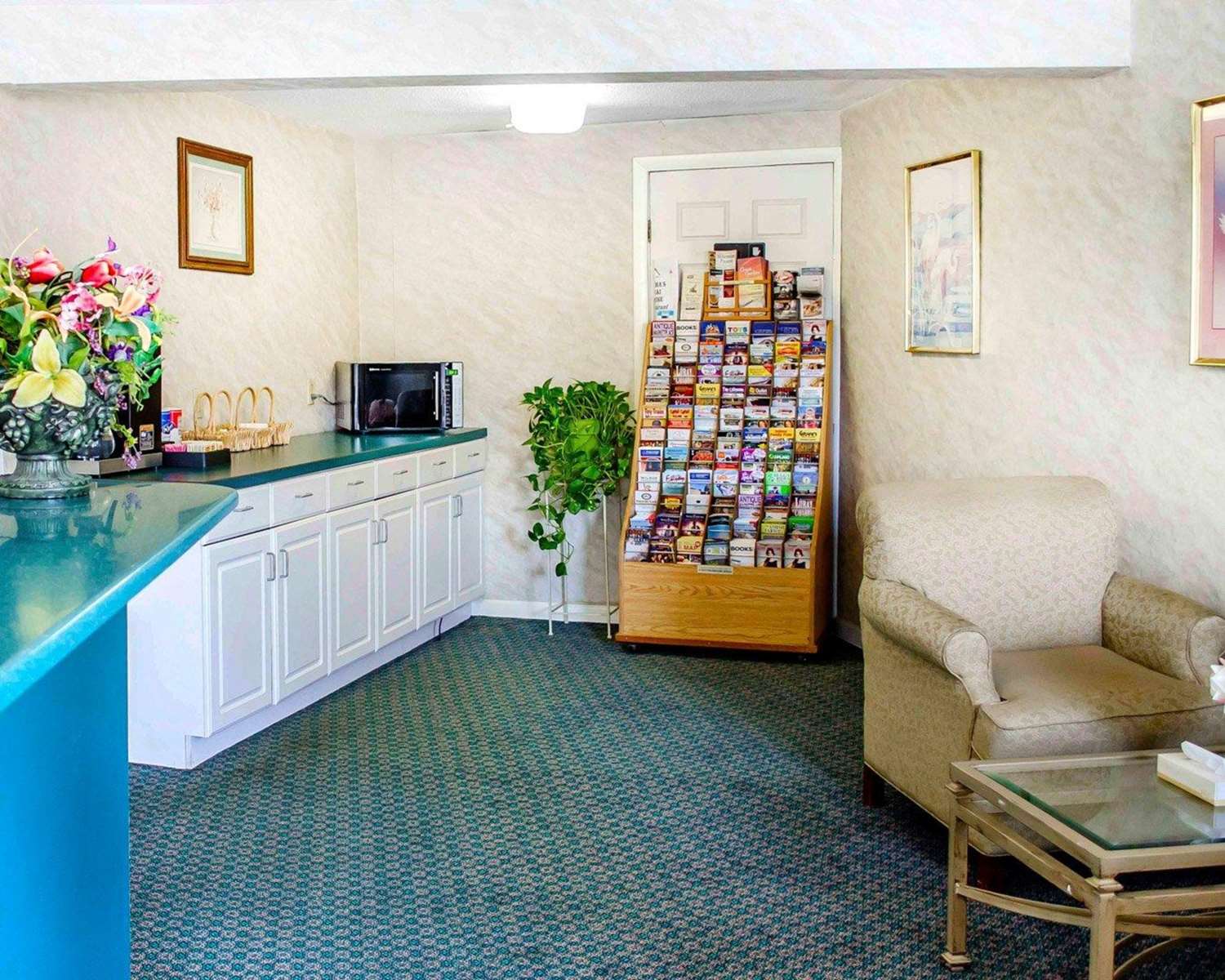 Rodeway Inn Dillsburg, PA 36/45